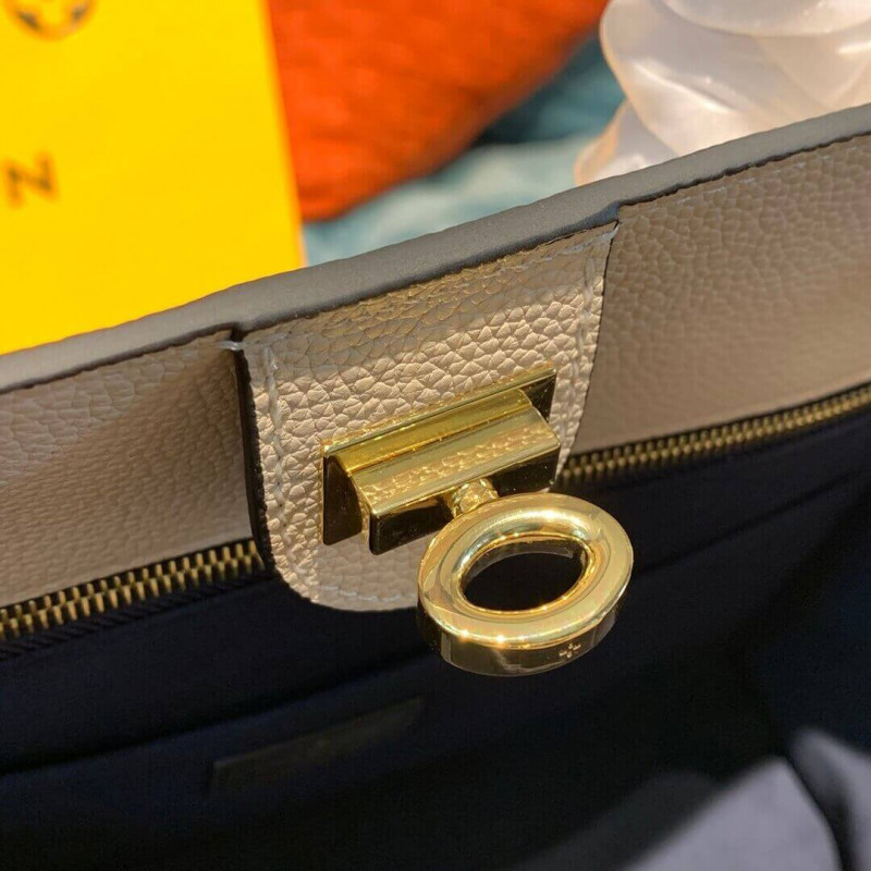 Louis Vuitton a mi lado M55933-7