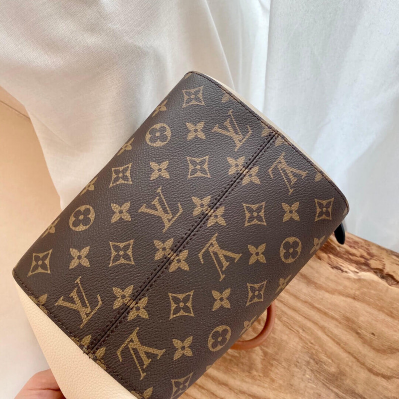 Louis Vuitton Fold Tote PM M45388 M45389-8