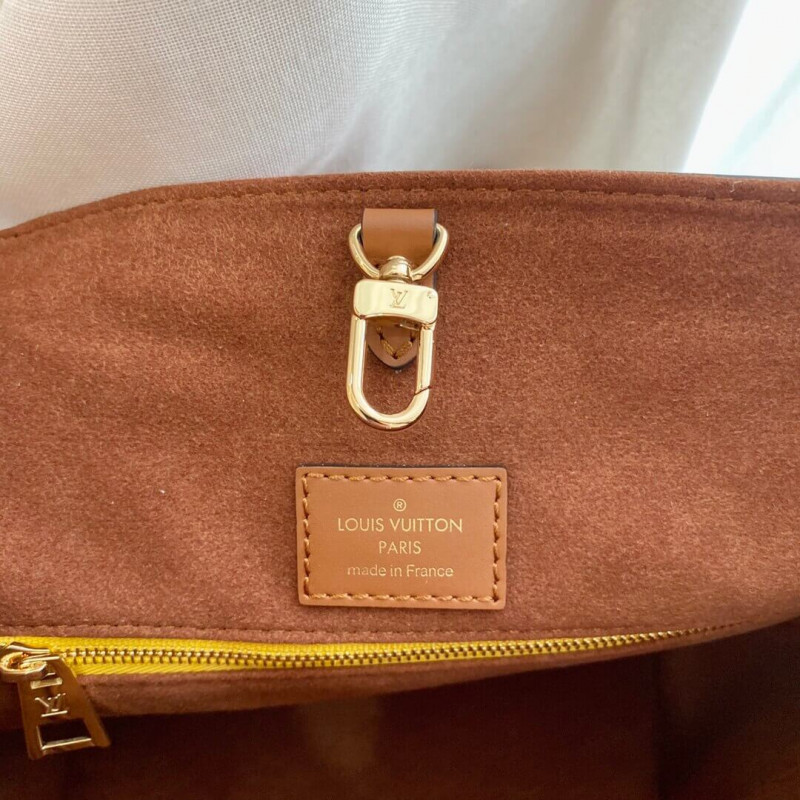 Louis Vuitton Fold Tote PM M45388 M45389-10