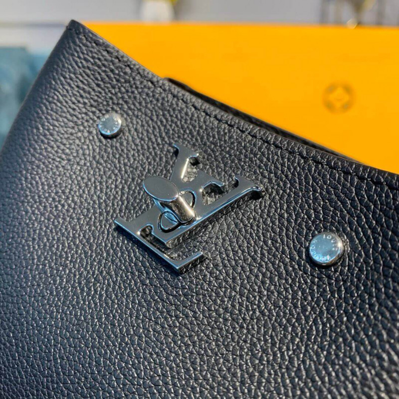 Louis Vuitton Nano Lockme Bucket M68709-6