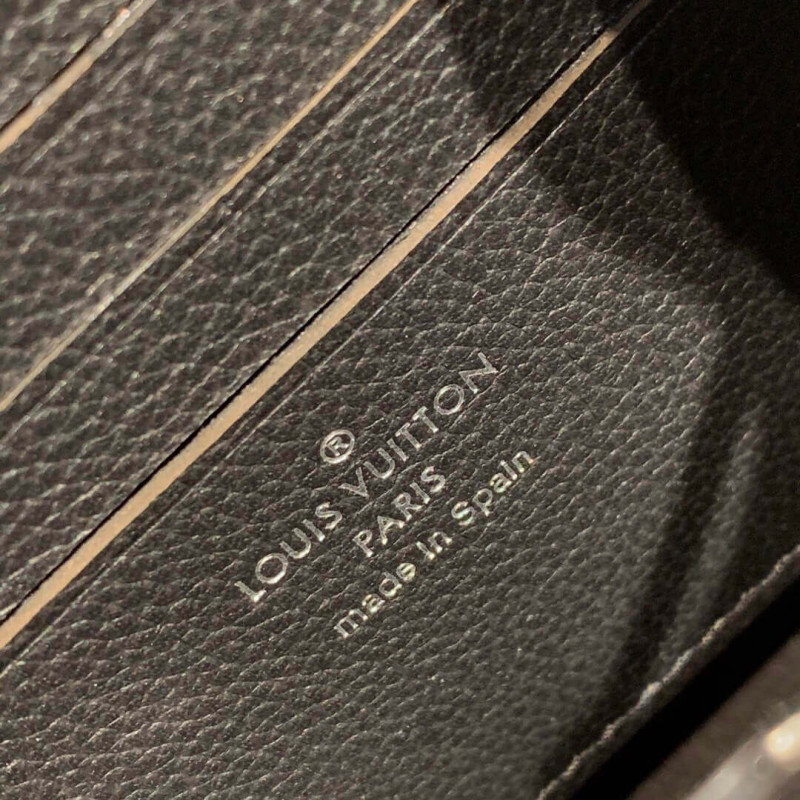Louis Vuitton Nano Lockme Bucket M68709-9