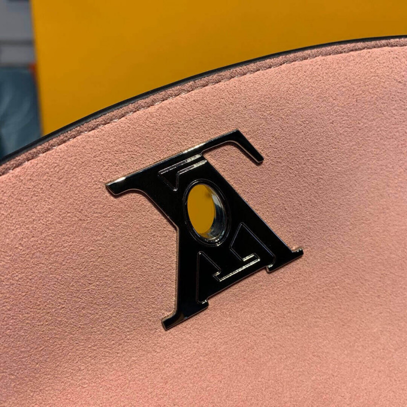 Louis Vuitton Lockme Ever BB M53952-13