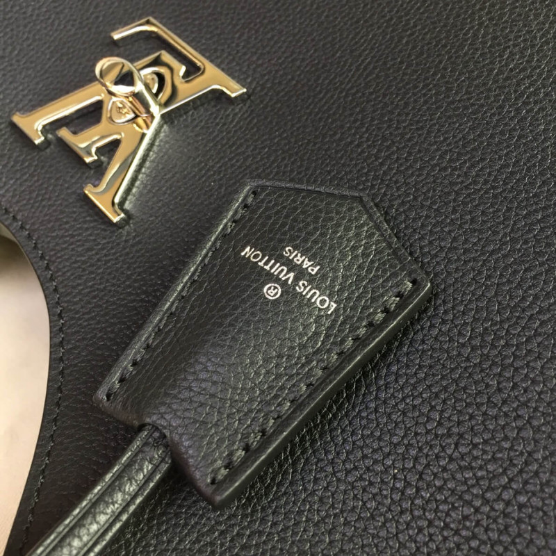 Louis Vuitton Lockme Hobo M52776 M44330-9