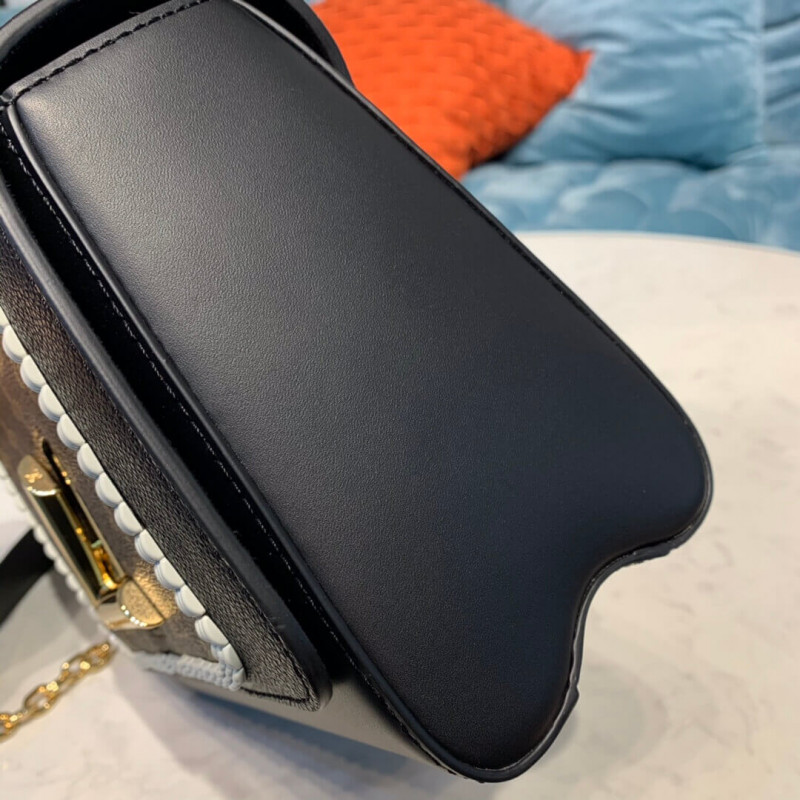 Louis Vuitton Twist M4 M44837-7