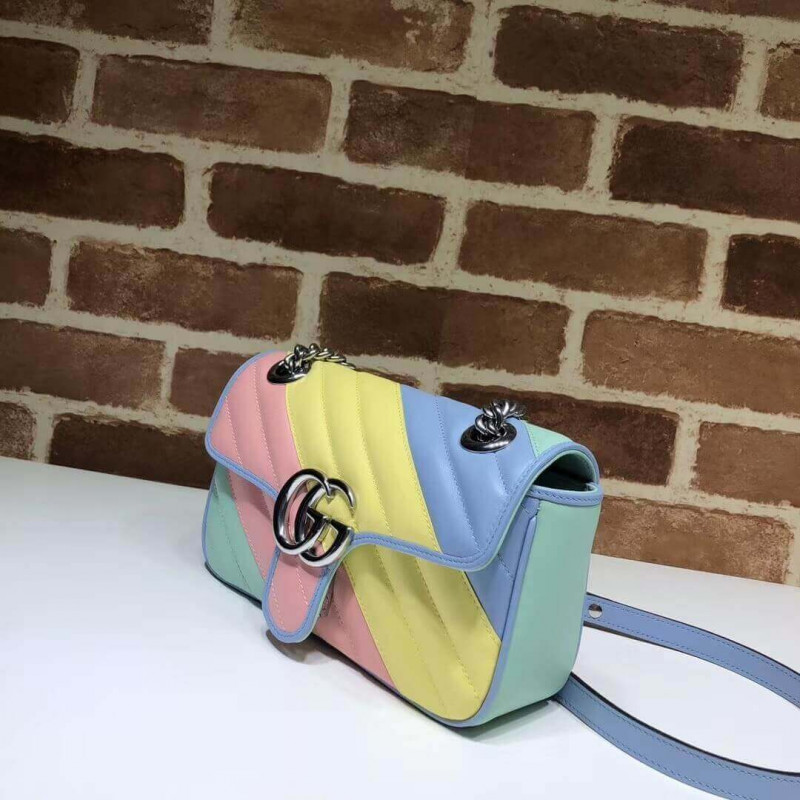 Gucci GG Supreme Mini Bolsa en pastel y arcoiris 446744-1