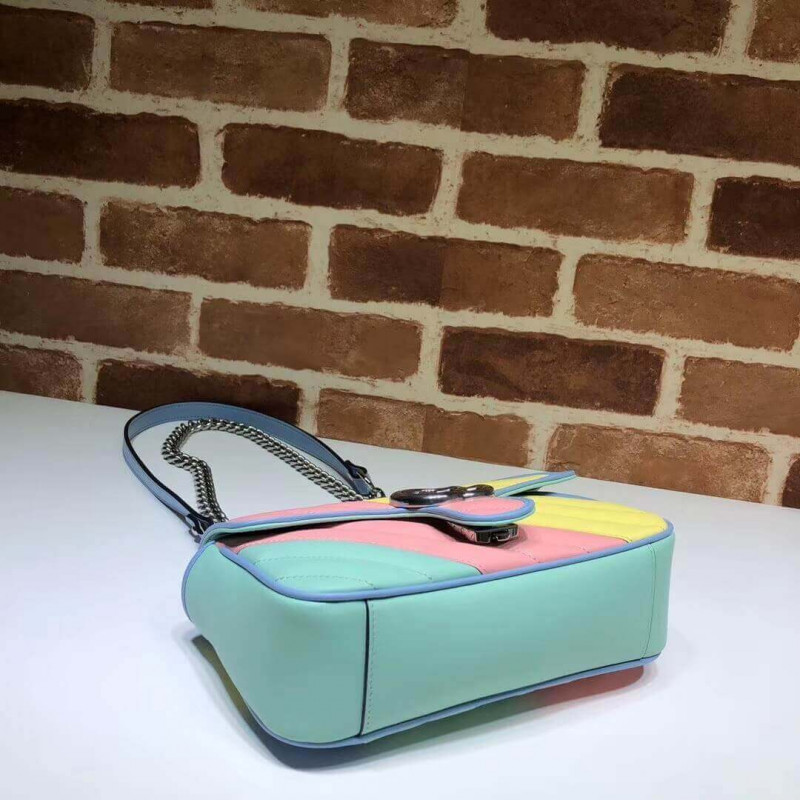 Gucci GG Supreme Mini Bolsa en pastel y arcoiris 446744-2