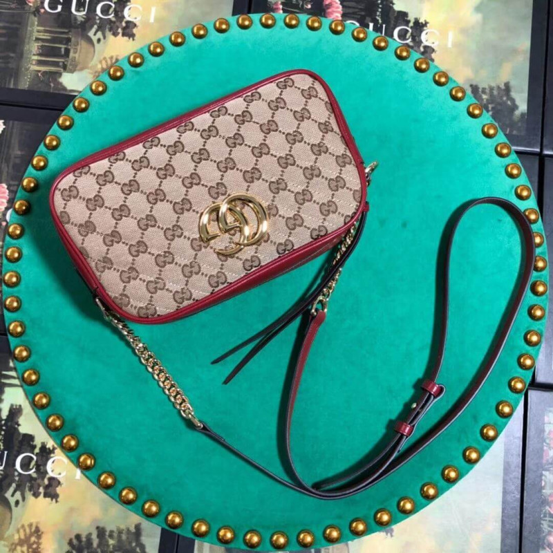Gucci GG Marmont Bolso de hombro pequeño 447632-4