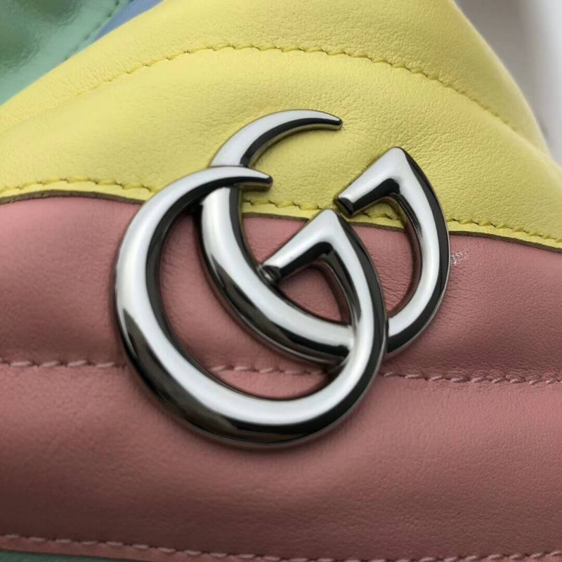 Gucci GG Marmont Mini Bucket Bolsas en pastel y arco iris 575163-6