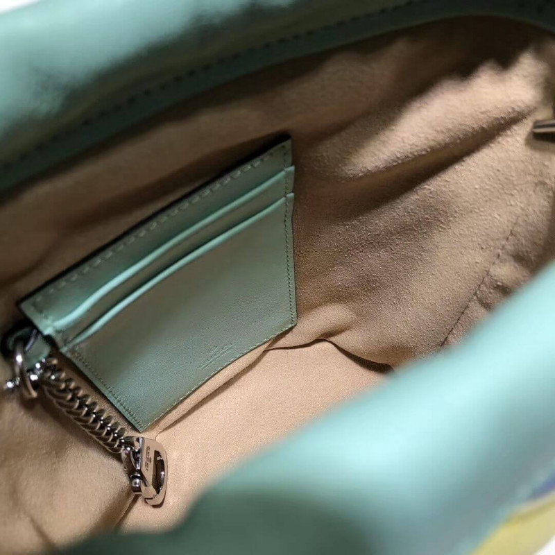 Gucci GG Marmont Mini Bucket Bolsas en pastel y arco iris 575163-8