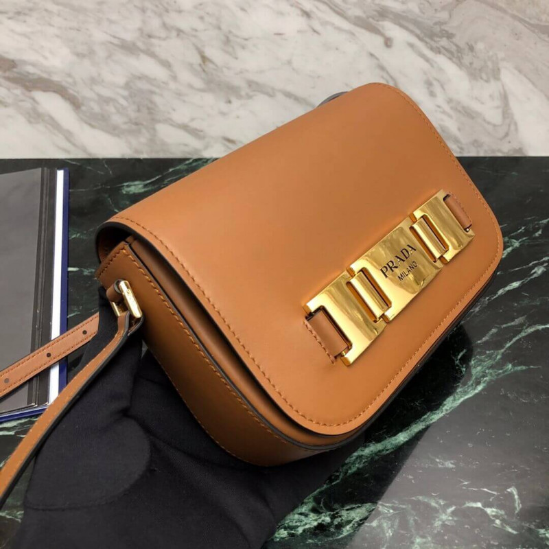Bolso de hombro de cuero de pantorrilla prada 1BD244-4