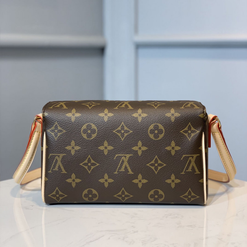 LOUIS VUITTON Monogram Canvas Recital Shoulder Bolsa M51900-2