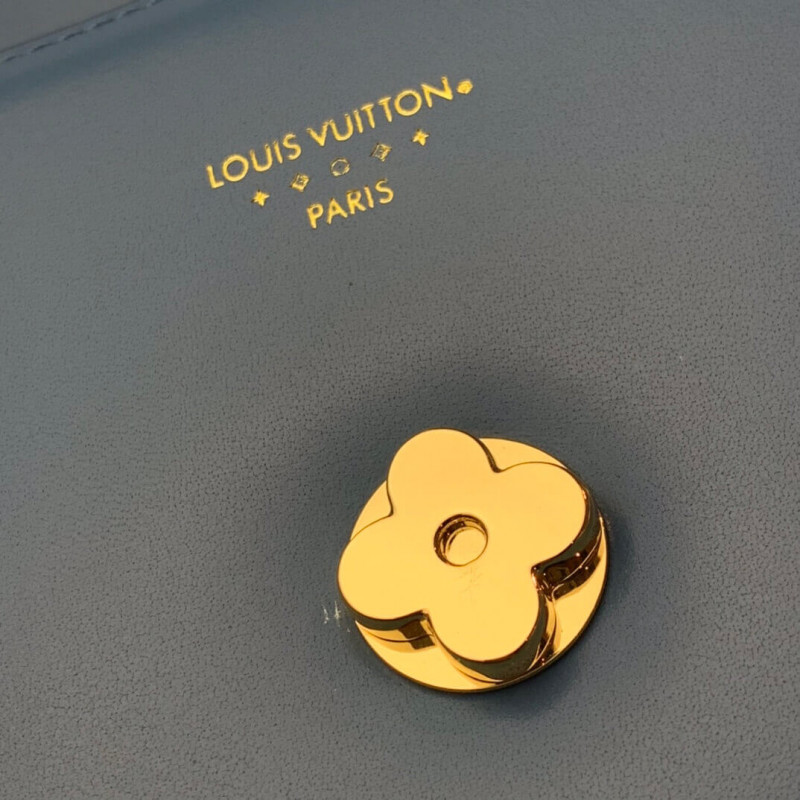 Louis Vuitton LV Pont 9 M55947-12