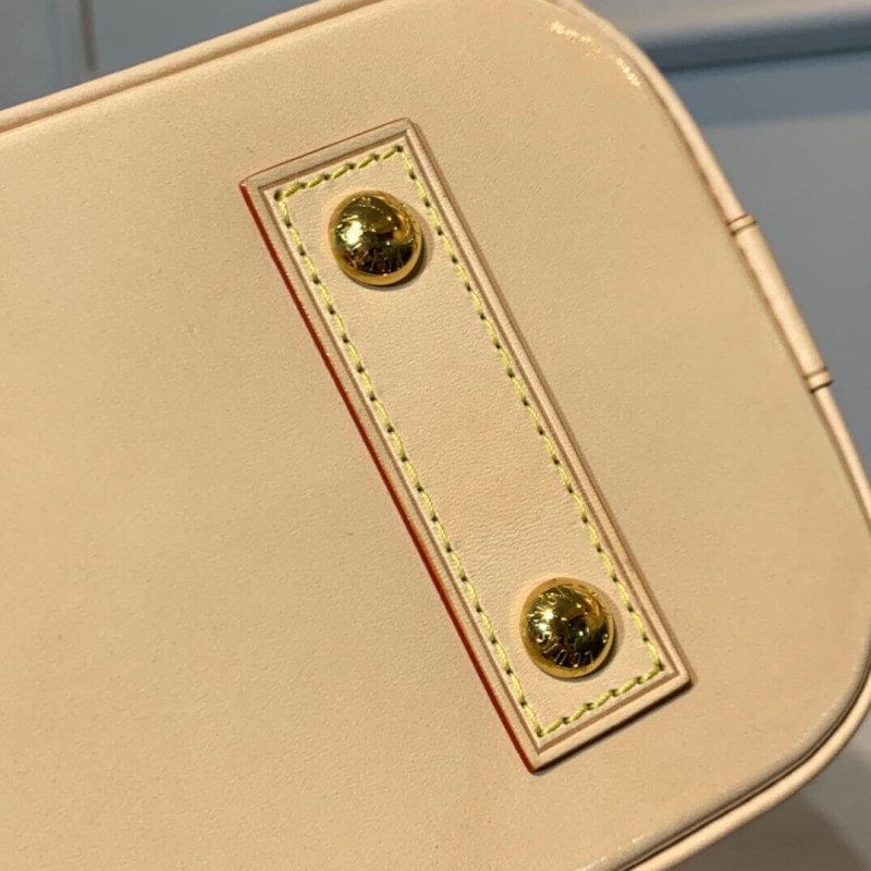 Louis Vuitton Alma BB con pegatinas M53152-5
