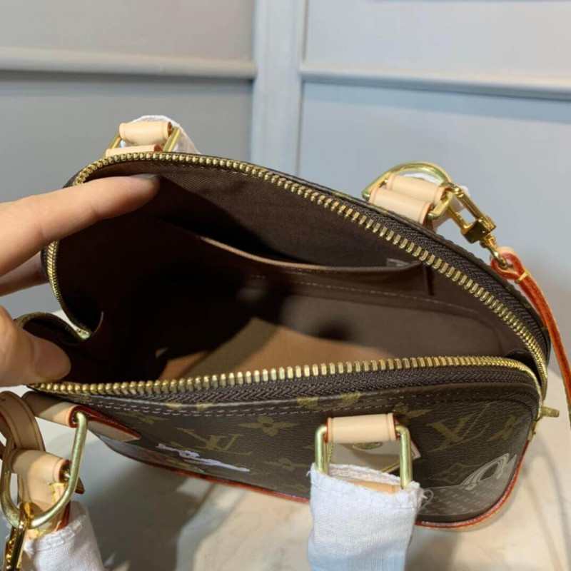 Louis Vuitton Alma BB con pegatinas M53152-8
