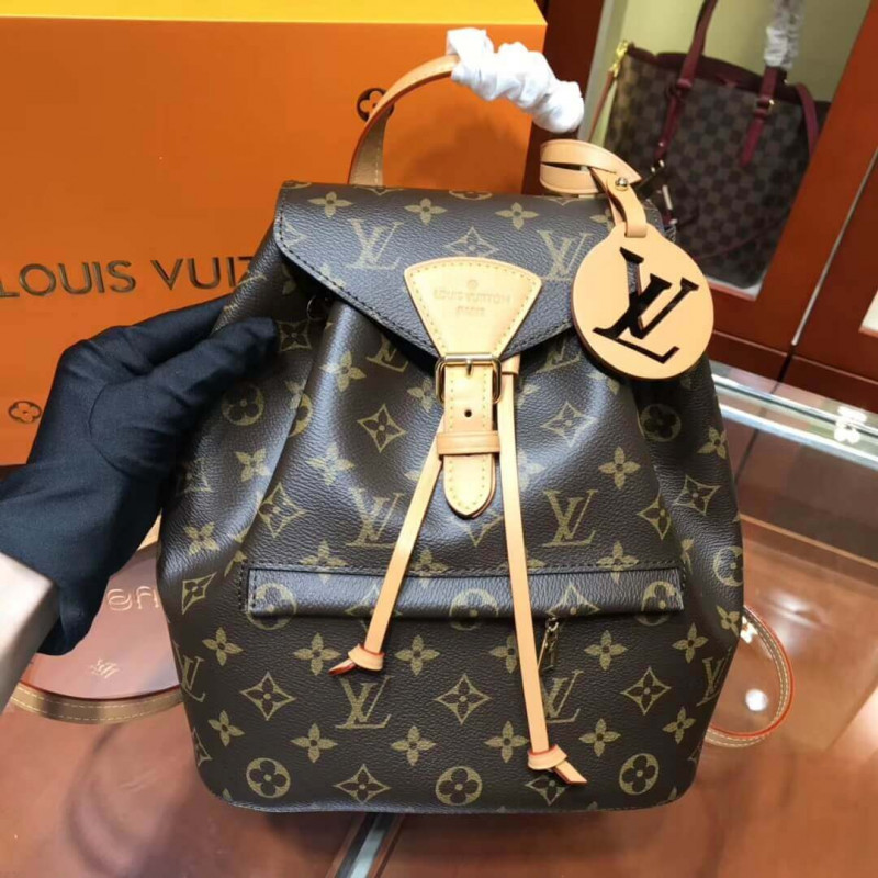 Louis Vuitton Monogram Canvas Sperone BB M45638-1