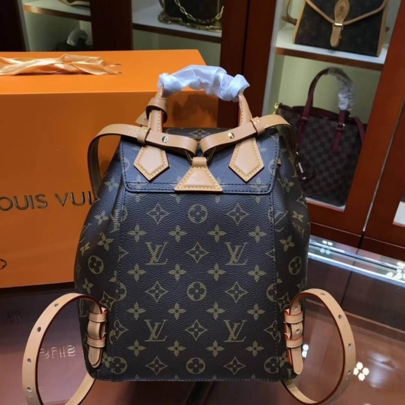 Louis Vuitton Monogram Canvas Sperone BB M45638-5