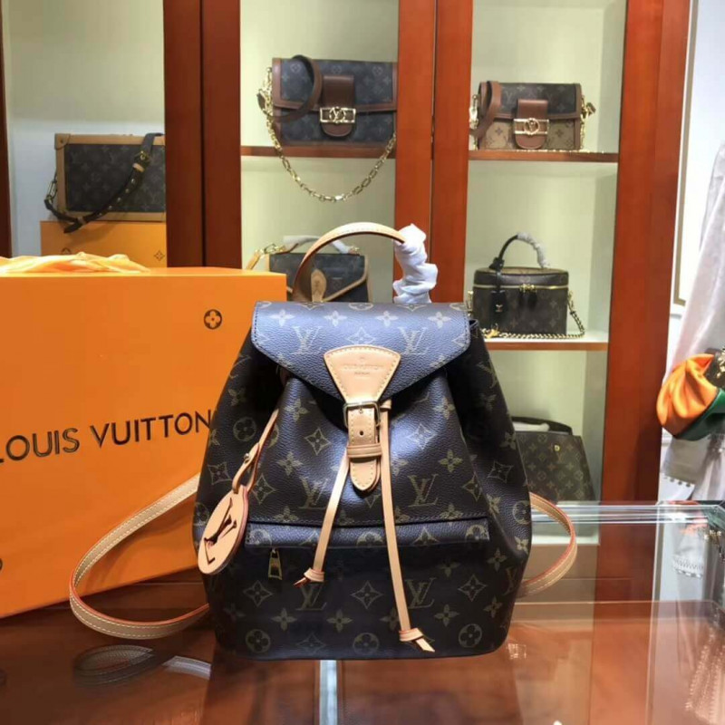 Louis Vuitton Monogram Canvas Sperone BB M45638-8