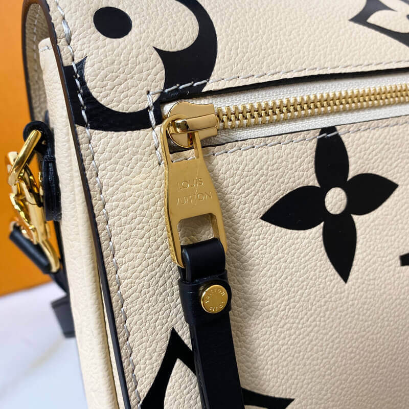 Louis Vuitton LV Crafty Pochette Metis M45384 M45385-13