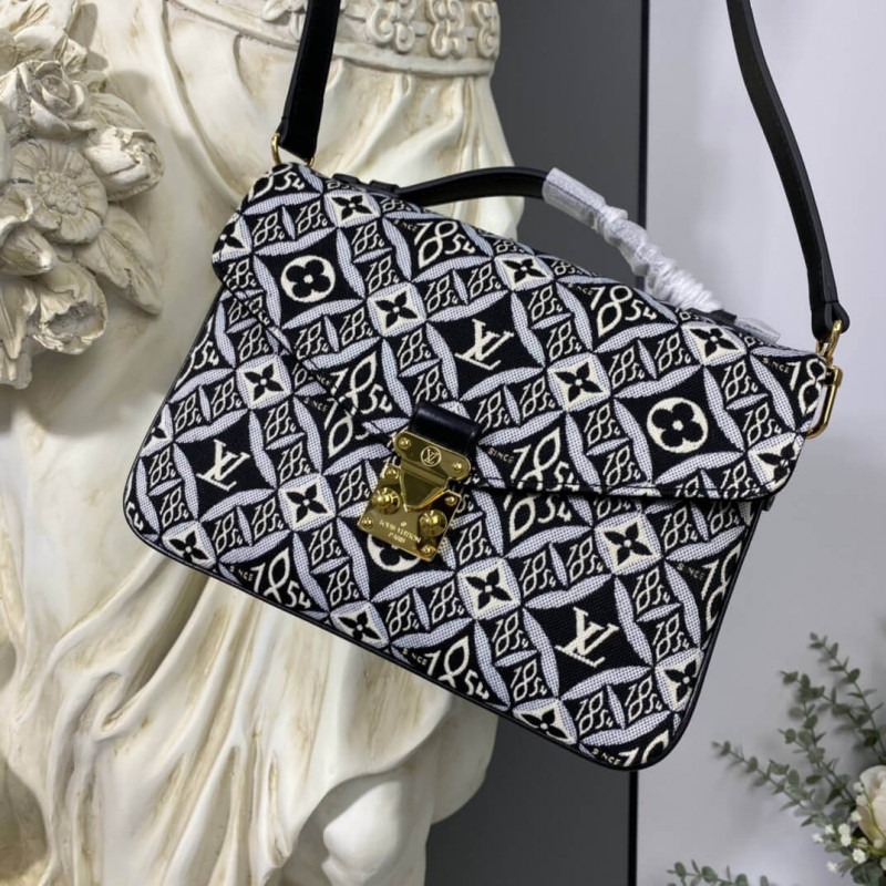 Louis Vuitton desde 1854 Pochette Metis M57272-1