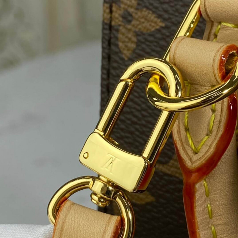 Louis Vuitton Petit Sac Plat M69442-10
