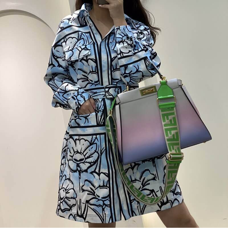 Fendi se graduó en color Peekaboo 8BN290-4