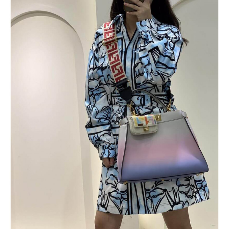Fendi se graduó en color Peekaboo 8BN290-6