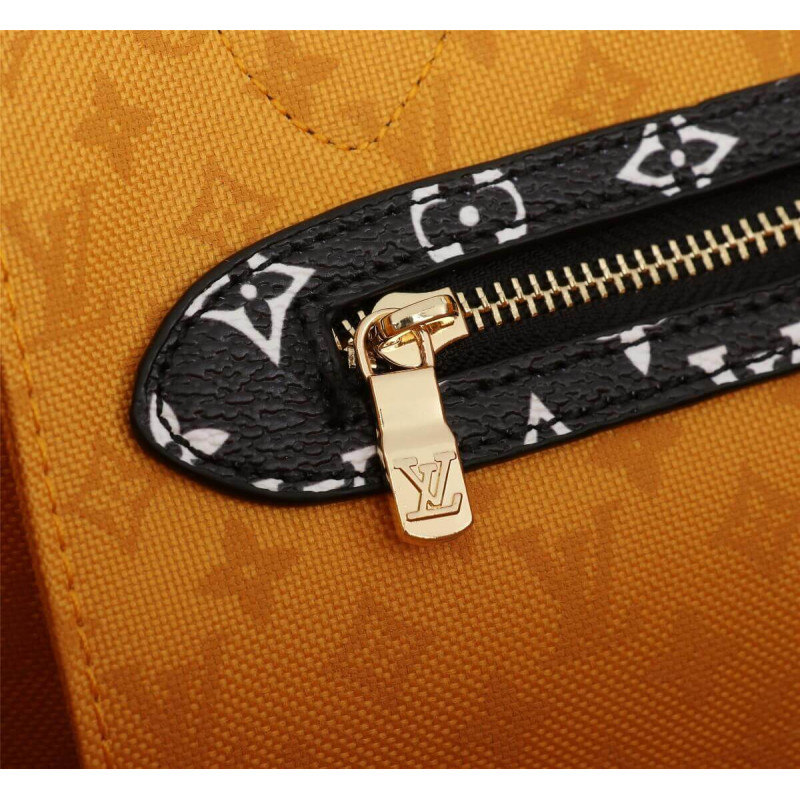 Louis Vuitton LV Crafty Huyfull MM M56583 M56584-9