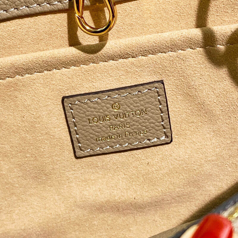 Louis Vuitton Monogram Empreinte Leather Montaigne BB M45489-8