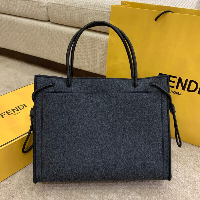 Fendi logo Wool Shopper 8BH378-11