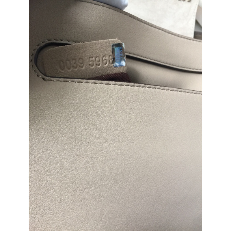 Bolsa Chloe Mini Marcie en ante P580-7