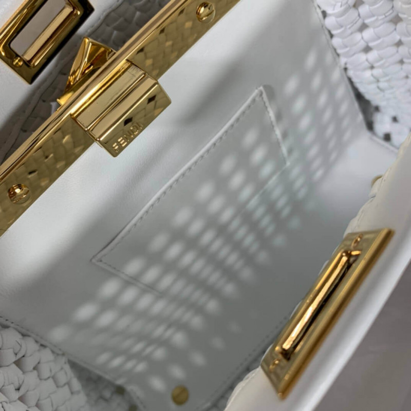 Fendi Peekaboo icónico Mini de cuero Interlace Bolsa 8bn244-9