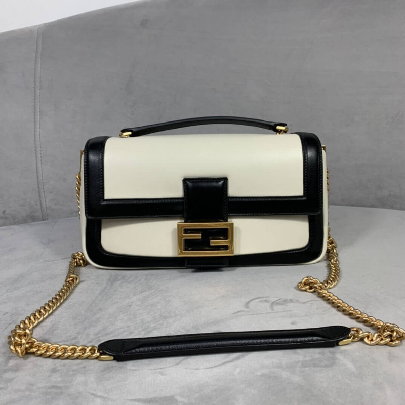 Fendi Bolsauette Chain Bolsa en Nappa Leather 8BR783-3