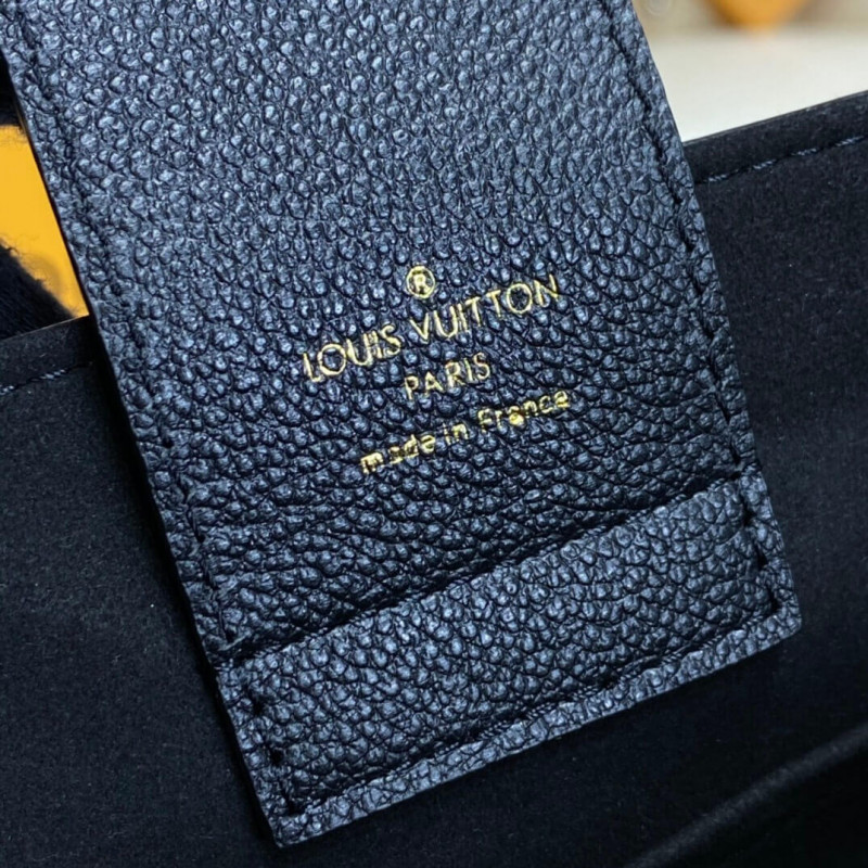 Louis Vuitton Monogram Canvas LV Riverside M40135-9