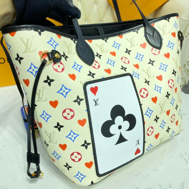 Juego de Louis Vuitton en Horyfull MM M57462-3