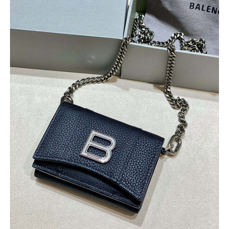 billetera de cuero con correa de cadena de arena negra de Balenciaga-1