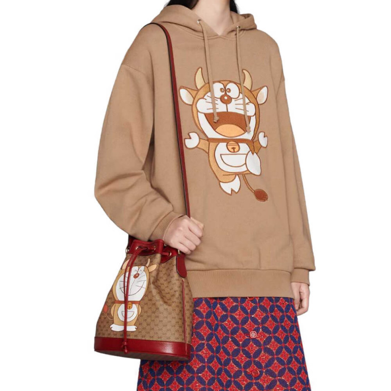 Doraemon x Gucci Bolsa de cubo pequeño 655597-1