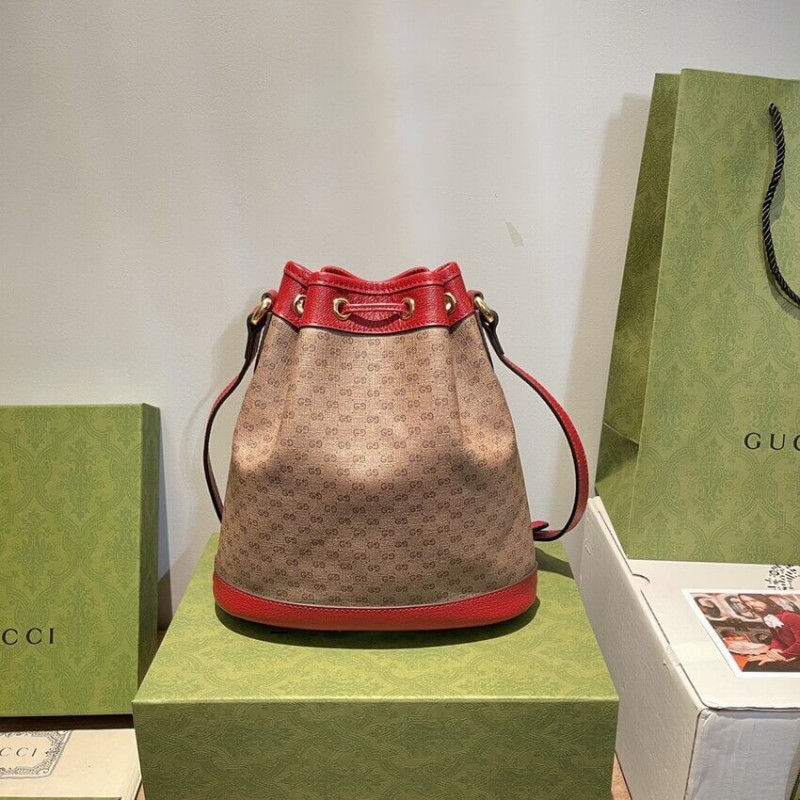 Doraemon x Gucci Bolsa de cubo pequeño 655597-3