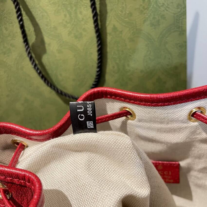 Doraemon x Gucci Bolsa de cubo pequeño 655597-9
