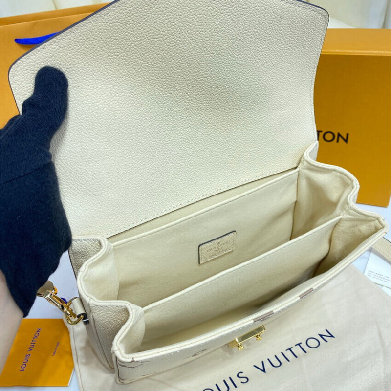 Louis Vuitton Pochette Metis M45596-13