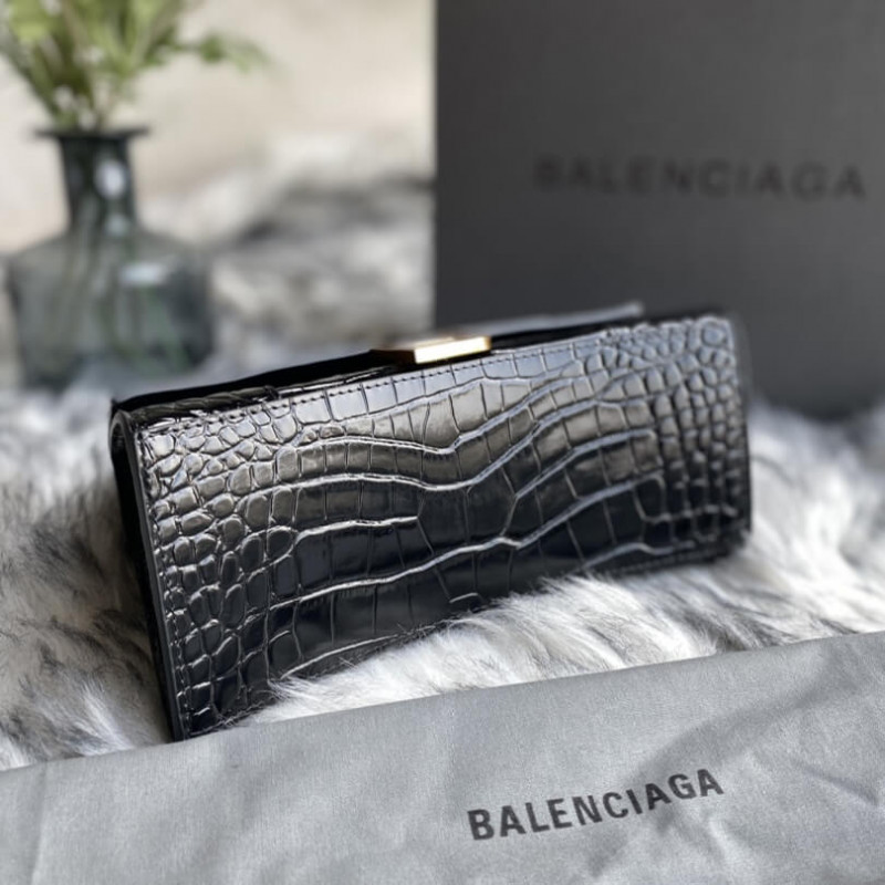 bolso de cuero con efecto Croc Balenciaga Sour-Effect-2