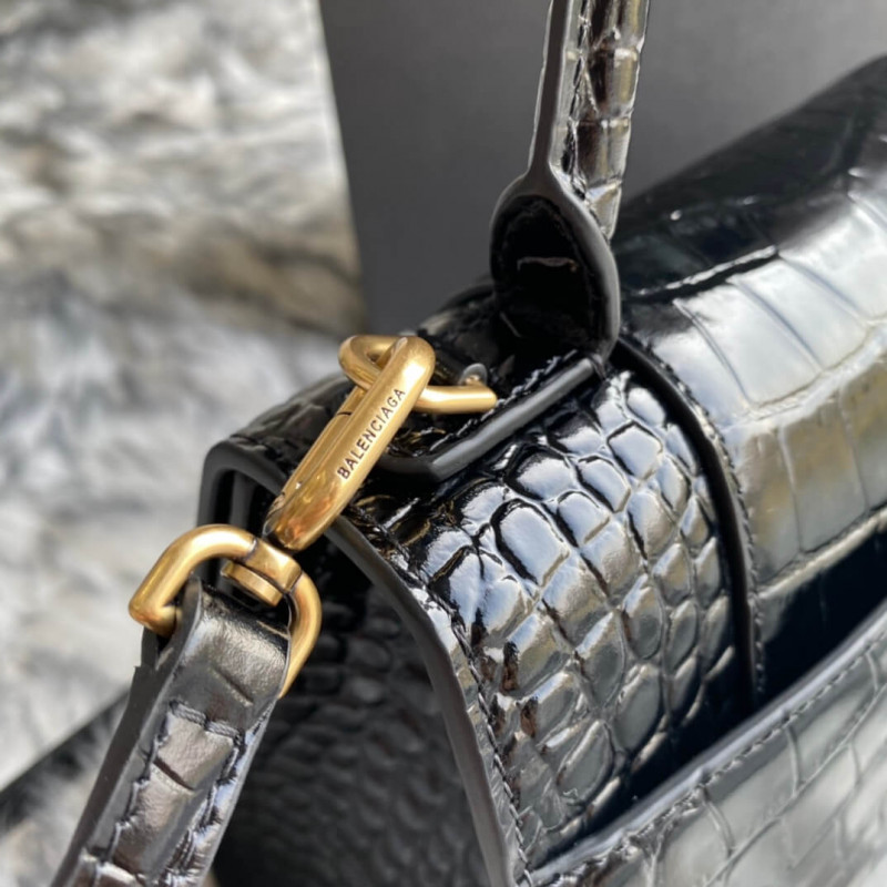 bolso de cuero con efecto Croc Balenciaga Sour-Effect-7