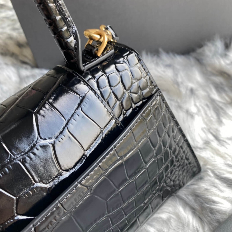 bolso de cuero con efecto Croc Balenciaga Sour-Effect-8