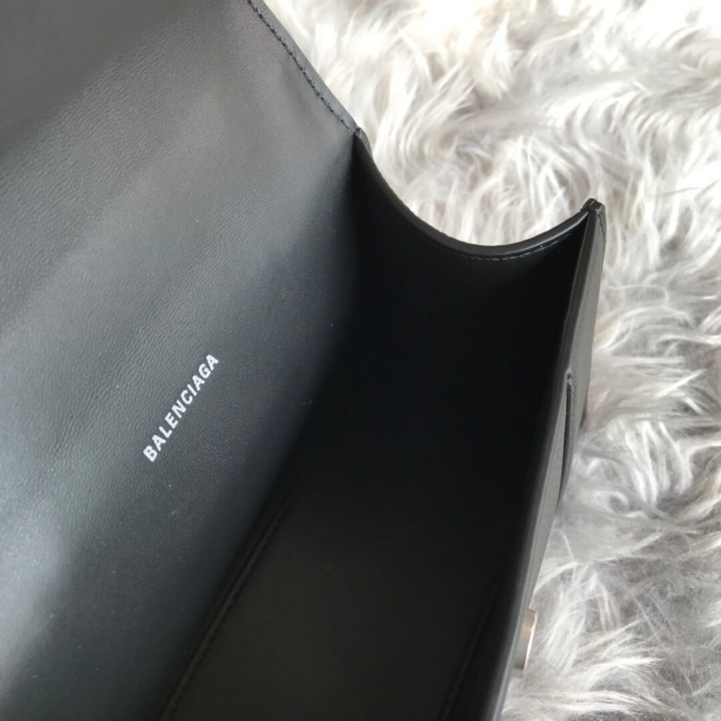Balenciaga Hourglass XS Tote de cuero texturizado-9