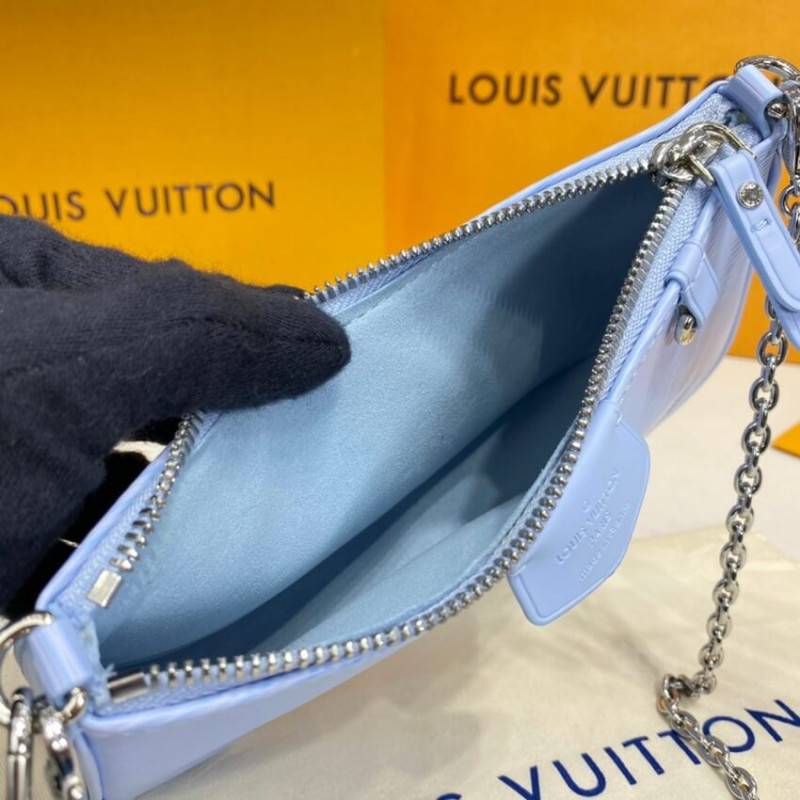 Louis Vuitton Easy Pouch en Strap M80471-11
