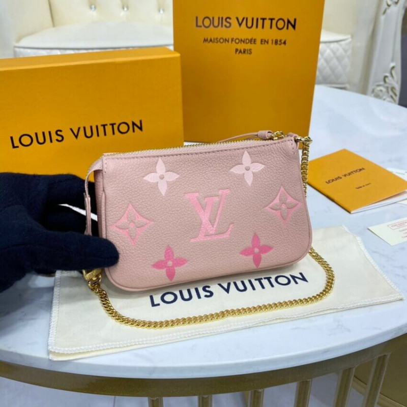 Louis Vuitton Mini Pochette AccessOires M80501-3