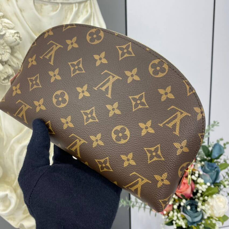 Louis Vuitton Cosmetic Pouch GM M47353-3