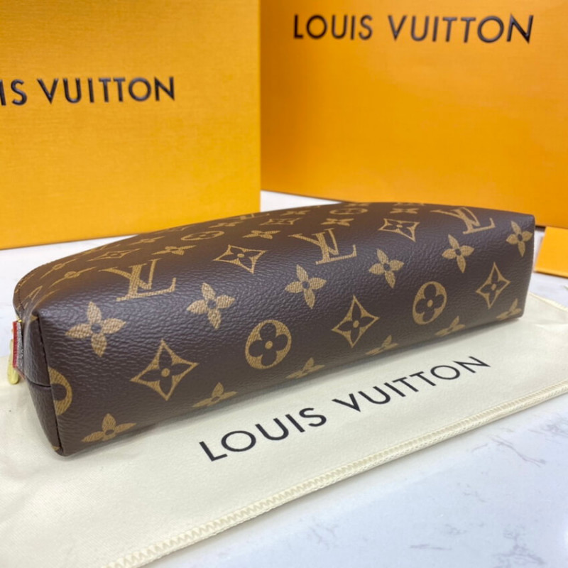 Louis Vuitton Cosmetic Pouch GM M47353-4