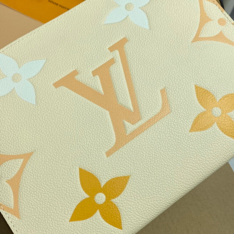Bolsa de tocador Louis Vuitton 26 M80504-8