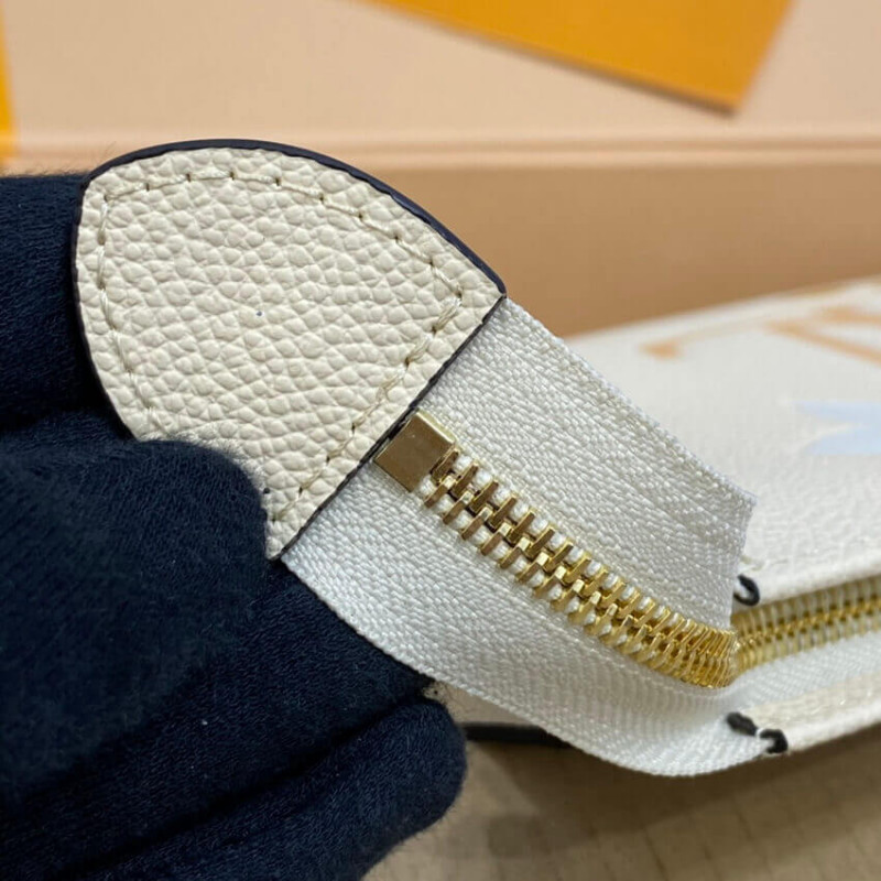 Bolsa de tocador Louis Vuitton 26 M80504-9