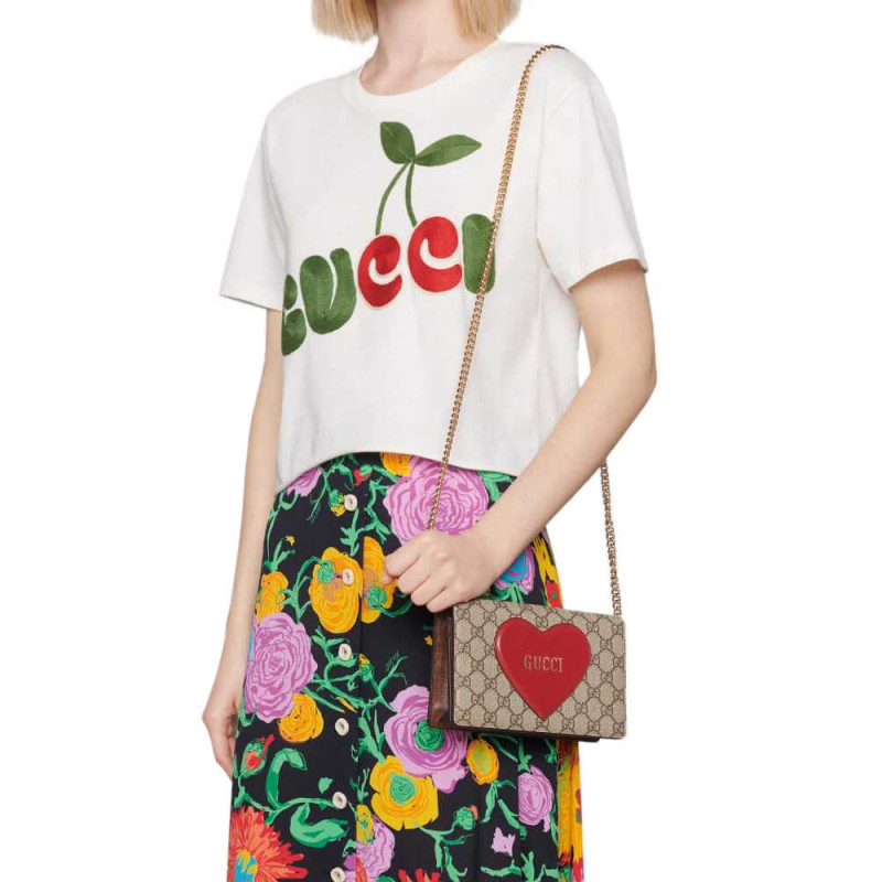 billetera de carcasa de la cadena de la cadena de San Valentín Gucci 648948-1